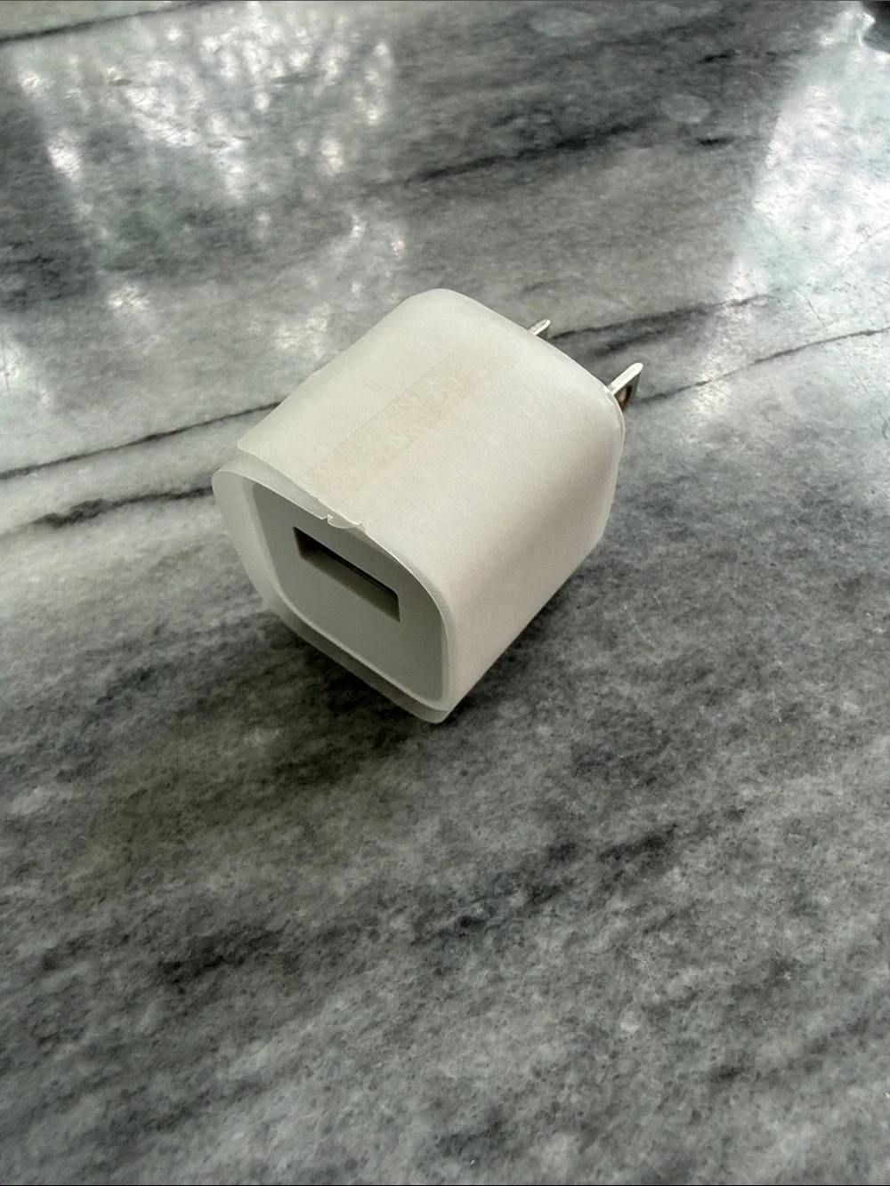 Apple White USB Wall Charger Plug